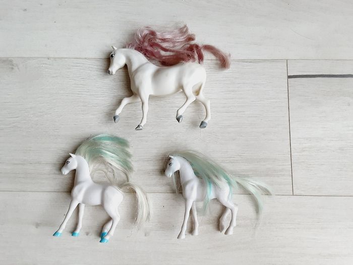 Jeu jouet enfant lot de 3 chevaux 13 cm et 2 x 10,5 cm de haut - photo numéro 2