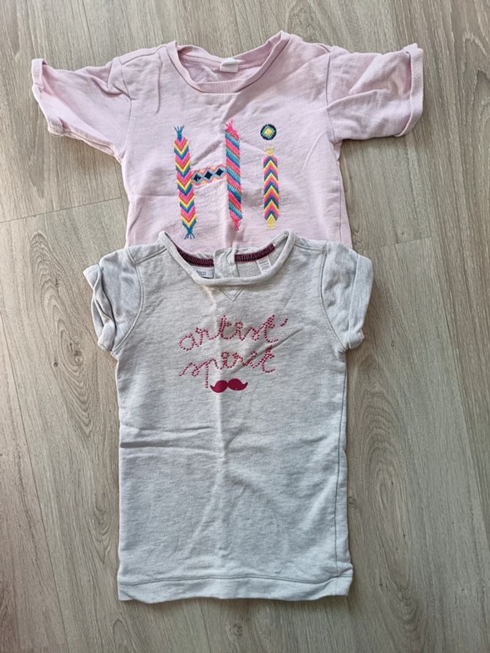 Lot 2 pulls sweat manches courtes fille 4 ans Okaïdi rose gris moustache
