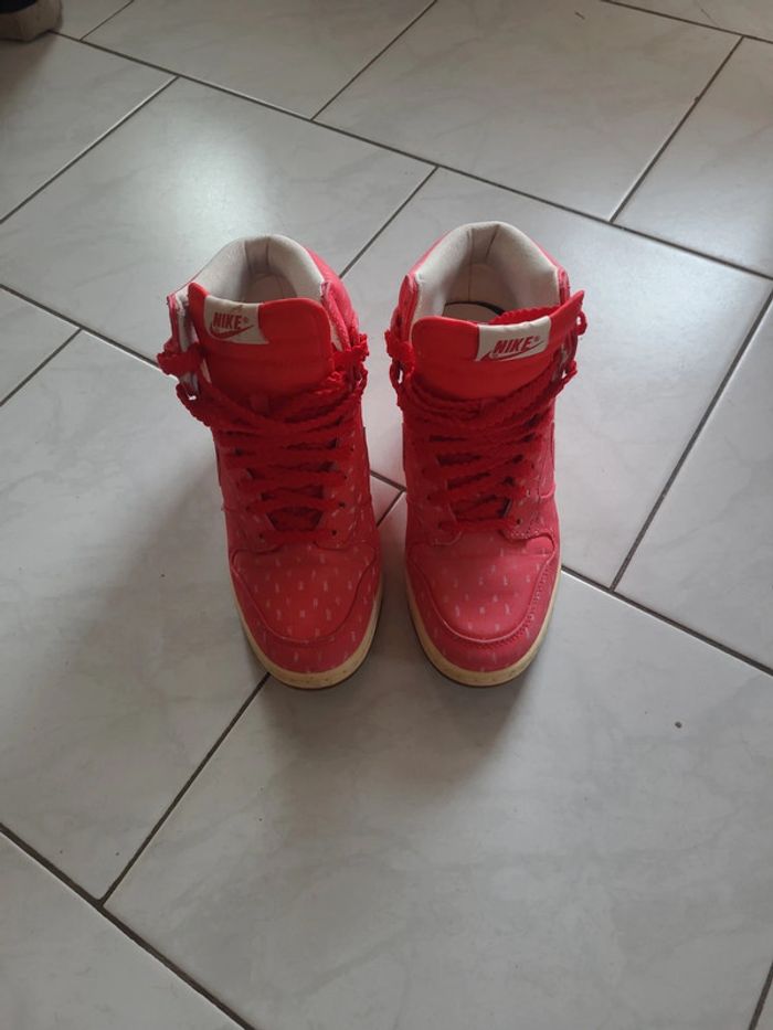 Nike femme compensées