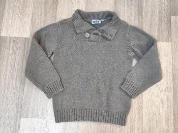 Pull gris NKY taille 6 ans