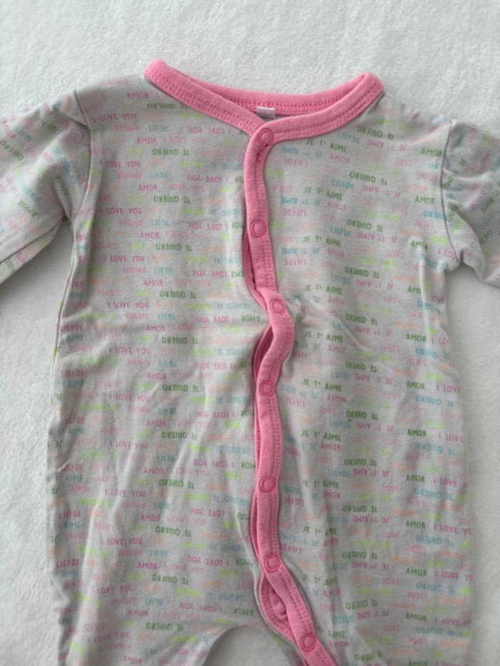 Pyjama je t’aime dans plusieurs langues 3 mois - photo numéro 2