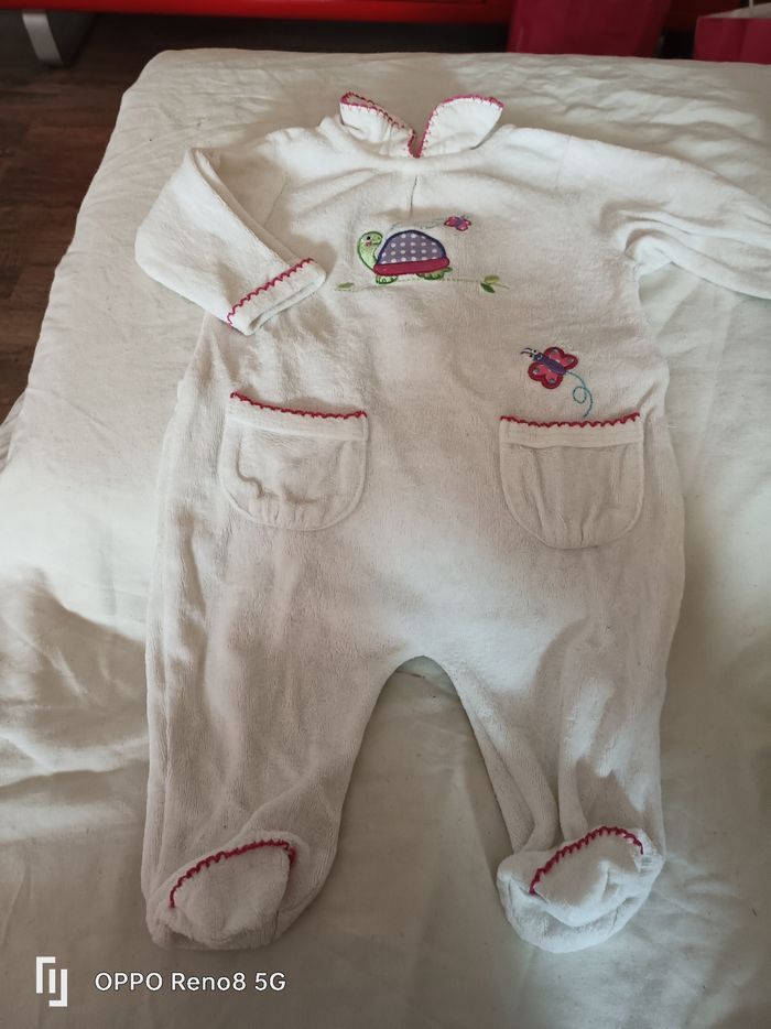 Lot de vêtements pour bébé fille  de 0 à 3 mois - photo numéro 2