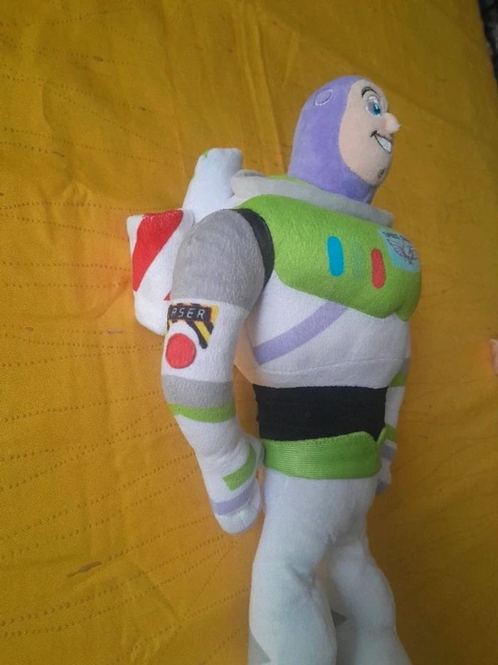 Peluche Buzz L'éclair Pixar et Disney de Toy Story - photo numéro 4
