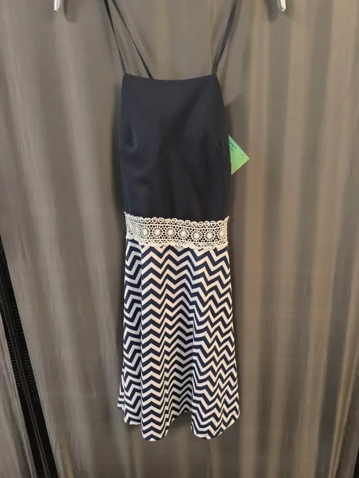 303438 robe marine et blanche femme S