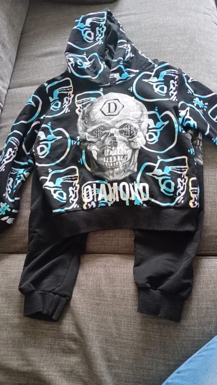 Ensemble sweat et bas de jogging 6ans