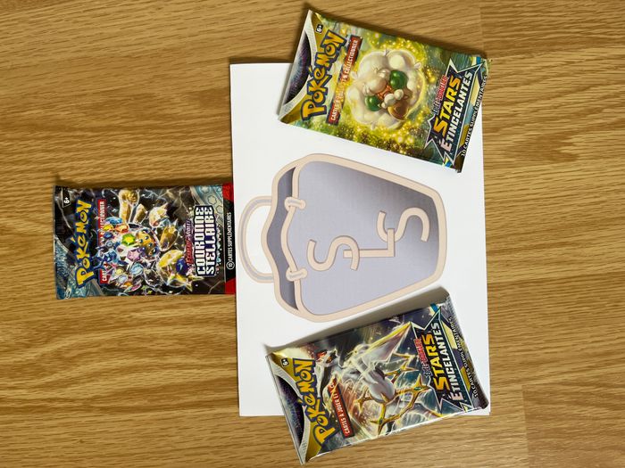 Lot de 3 Boosters, dont Star Etincelante & Couronne Stellaire en français