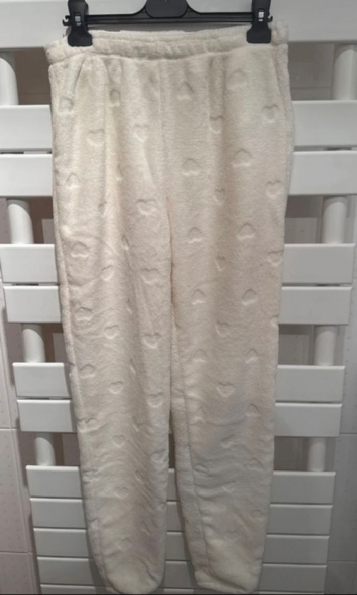 Bas de pyjama moumoute blanc avec cœurs