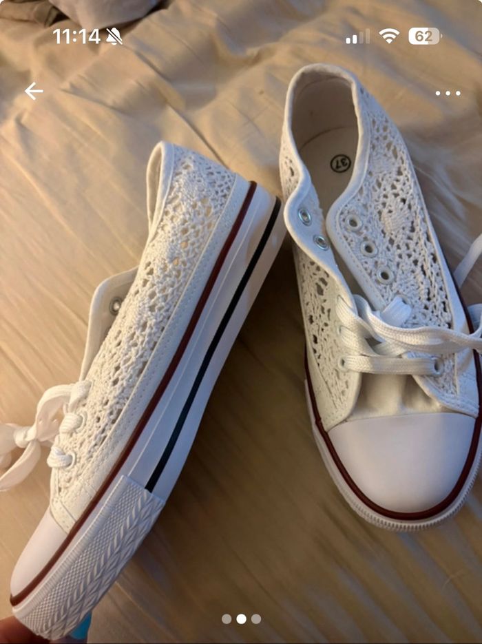 Chaussures dentelles - photo numéro 2