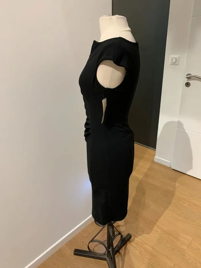 Magnifique Robe noire neuve 🌸 M 38 - photo numéro 5