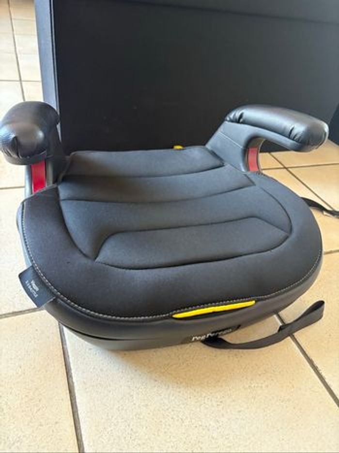 Siège auto Réhausseur Viaggio Shuttle Crystal Black de Peg-Pérego
