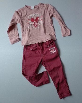 Pantalon et t-shirt manches longues 4 ans