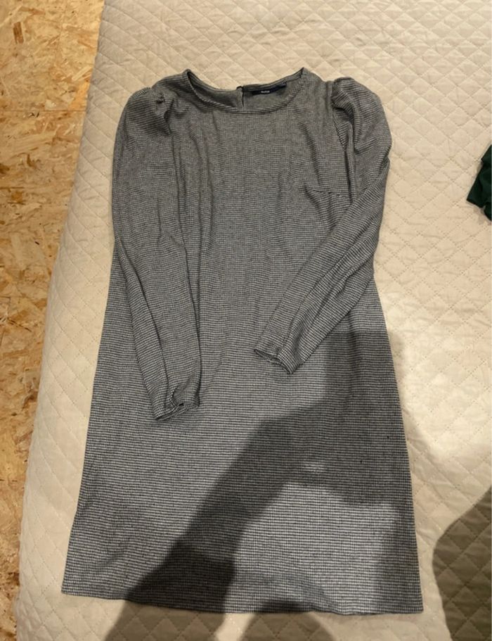 Robe - photo numéro 1