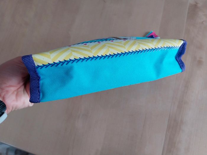 Trousse de toilette La reine des neiges - photo numéro 4