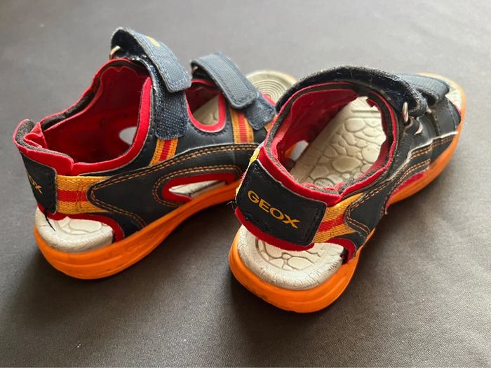 Sandale Geox taille 28 - photo numéro 3