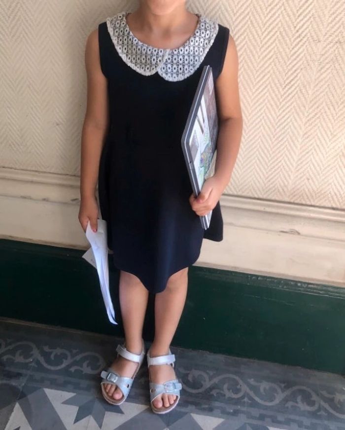 Très jolie robe 6 ans - photo numéro 3