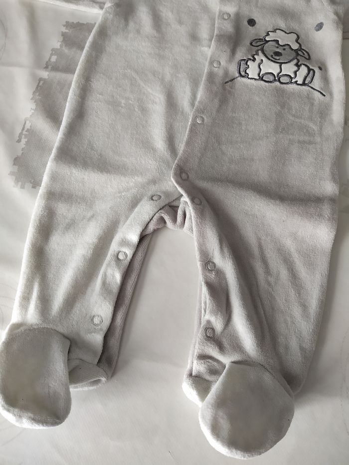 Pyjama - photo numéro 4