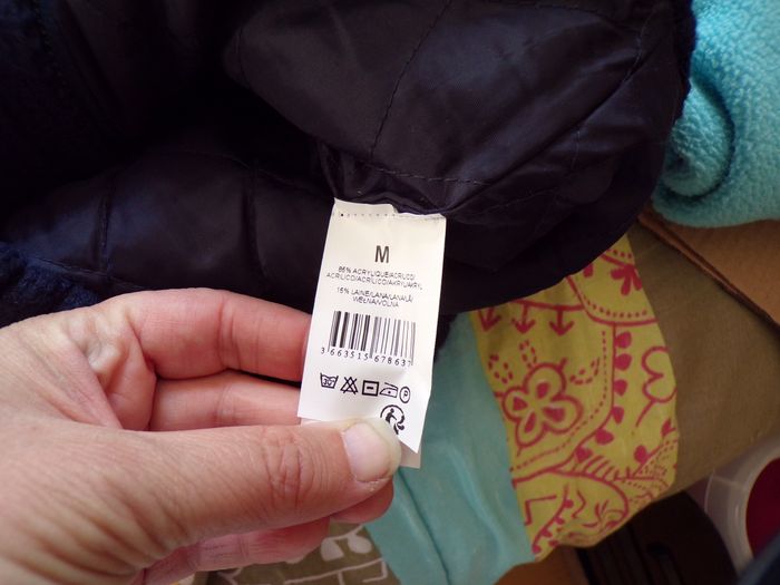 Gilet marine épais taille M neuf - photo numéro 3