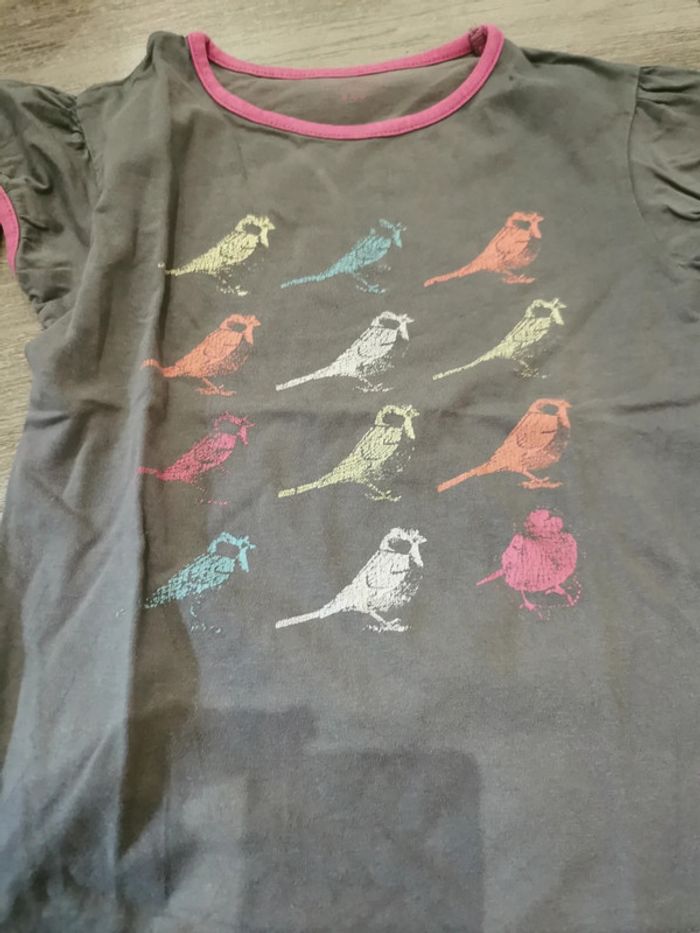 Lot t shirts 8 ans - photo numéro 3