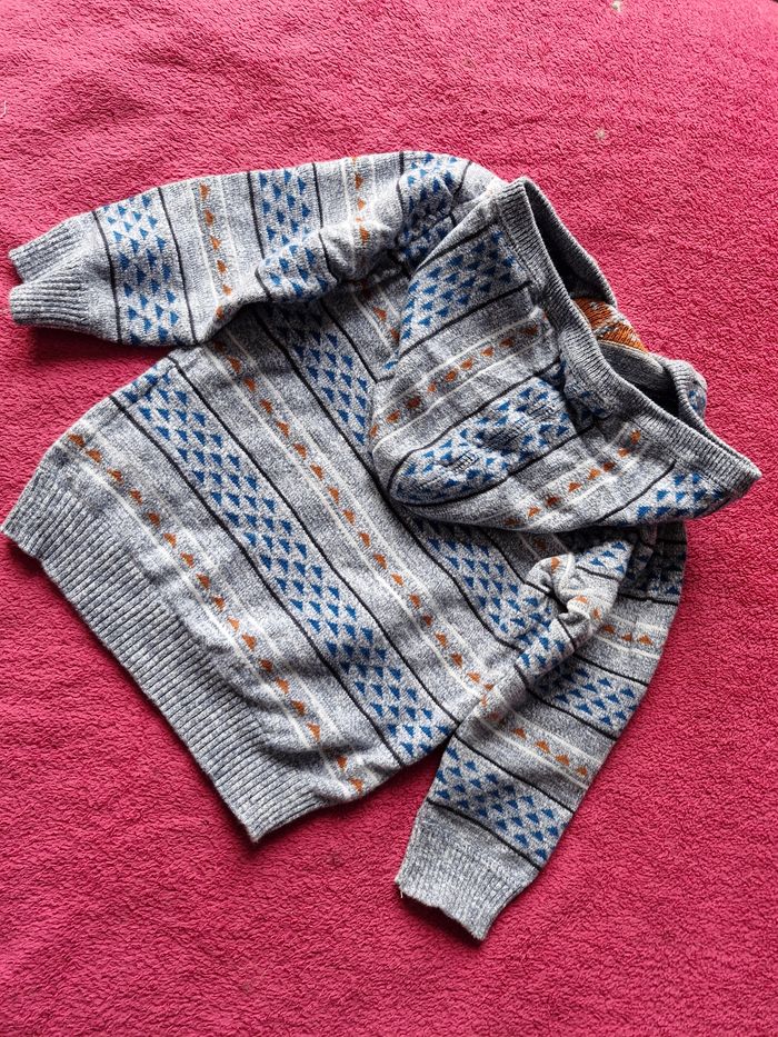 Superbe pull jaquart à capuche - photo numéro 8