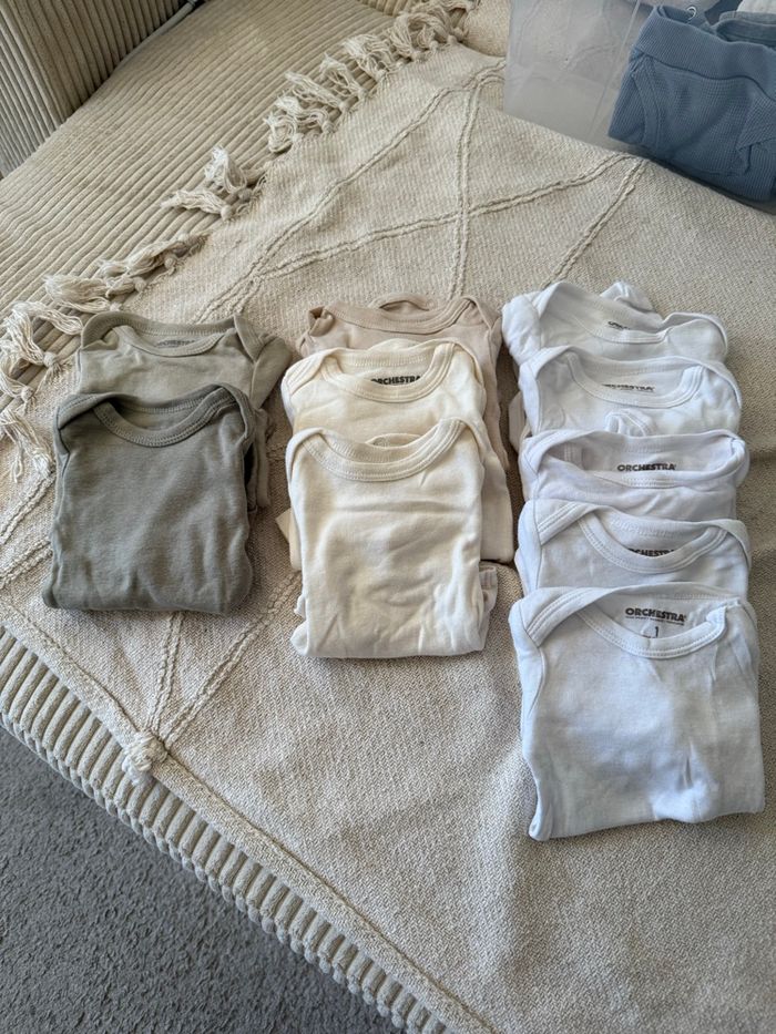 Lot de 10 bodies orchestra