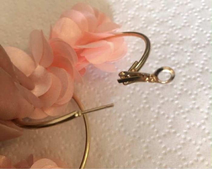 Boucle d’oreille rose - photo numéro 2