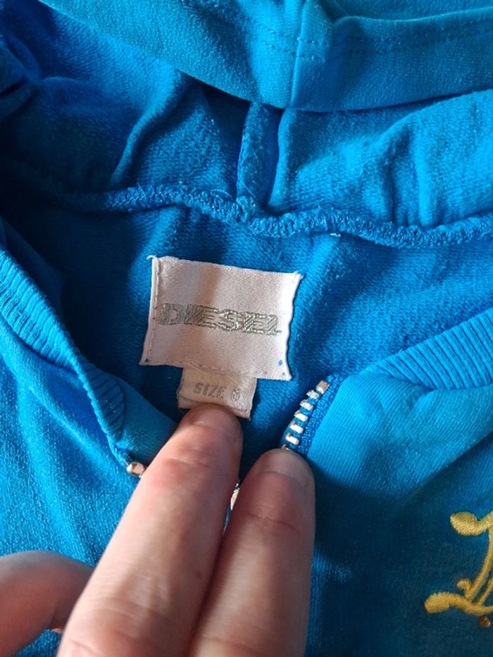 Gilet zippé a capuche 6ans diesel - photo numéro 2