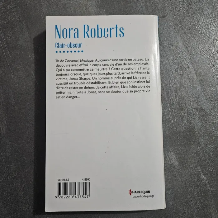 Livre Clair-obscur - photo numéro 2