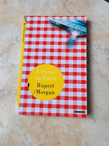 A picnic on Earth de Rupert Morgan