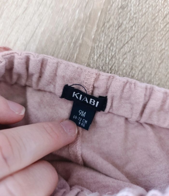 Pantalon Kiabi 9 mois fille - photo numéro 2