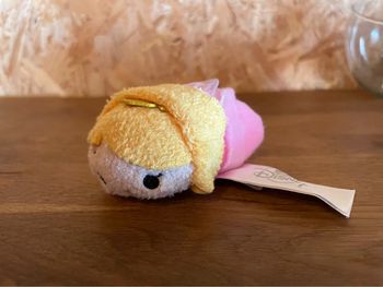 Tsum Tsum officiel Disney la princesse Aurore dans la Belle au bois dormant