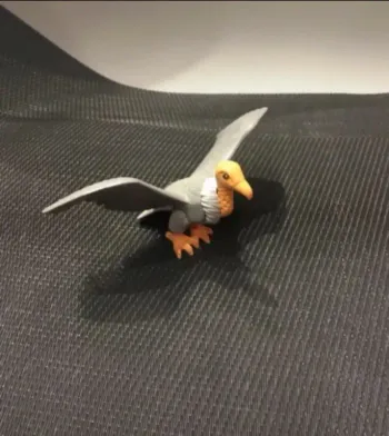 Playmobil figurine vautour gris ailes déployées Wiltopia tres bon état comme neuf