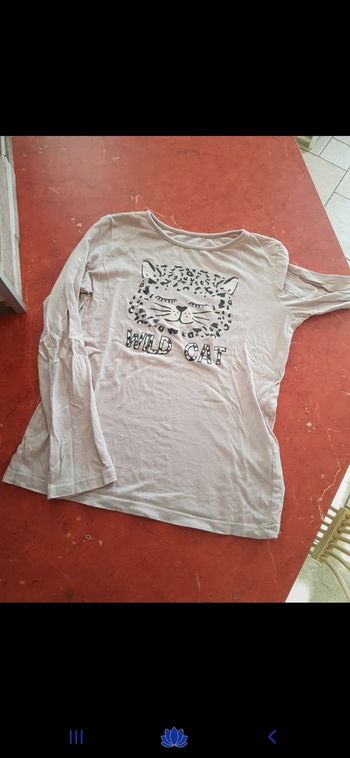 T.shirt fille taille 12 ans