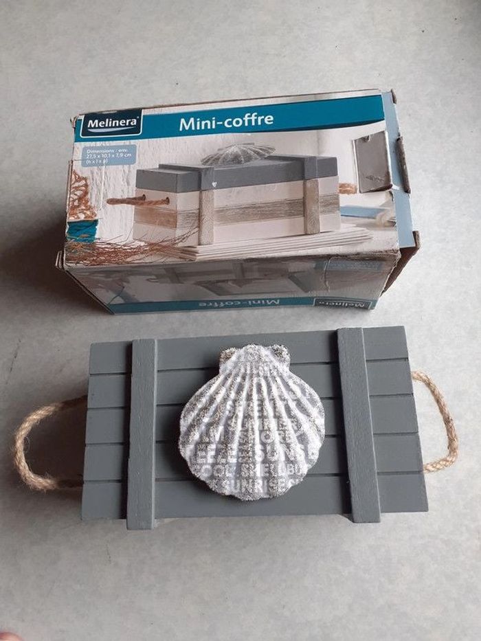 Mini-coffre "Coquillage" de marque Melinera