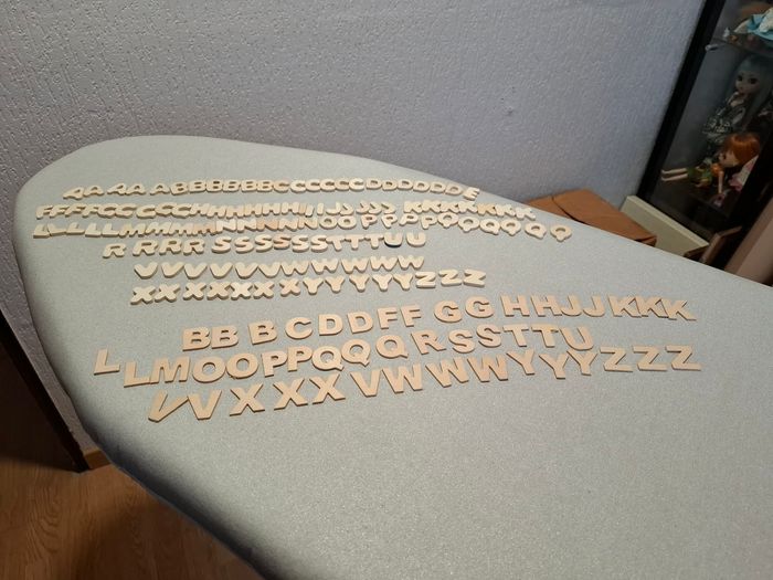 Gros lot neuf de 169 lettres en bois brut pour scrapbooking ou autre loisir créatif - photo numéro 2