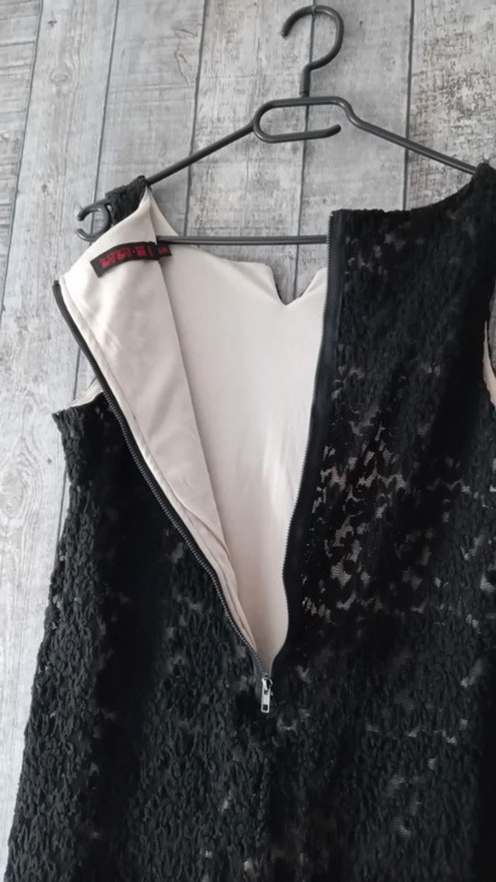 Robe noir dentelle - photo numéro 6