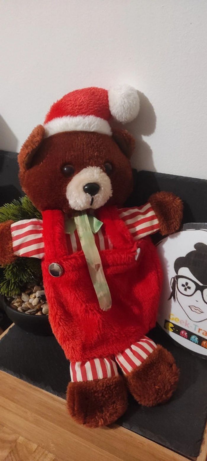 doudou peluche marionnette vintage ancien ours marron rouge salopette noel bonnet bradford novelty
