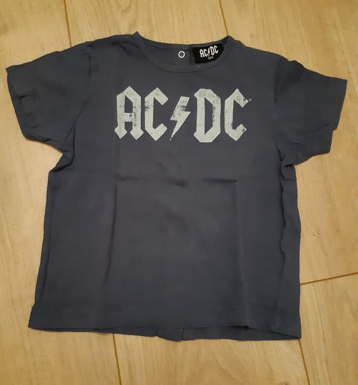 Lot 5 T-shirts 18 mois - photo numéro 4