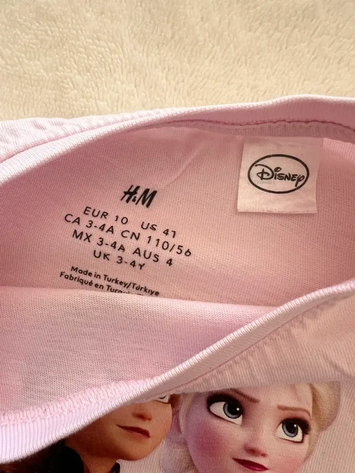 T-shirt reine des neiges H&M taille 3-4 ans - photo numéro 2