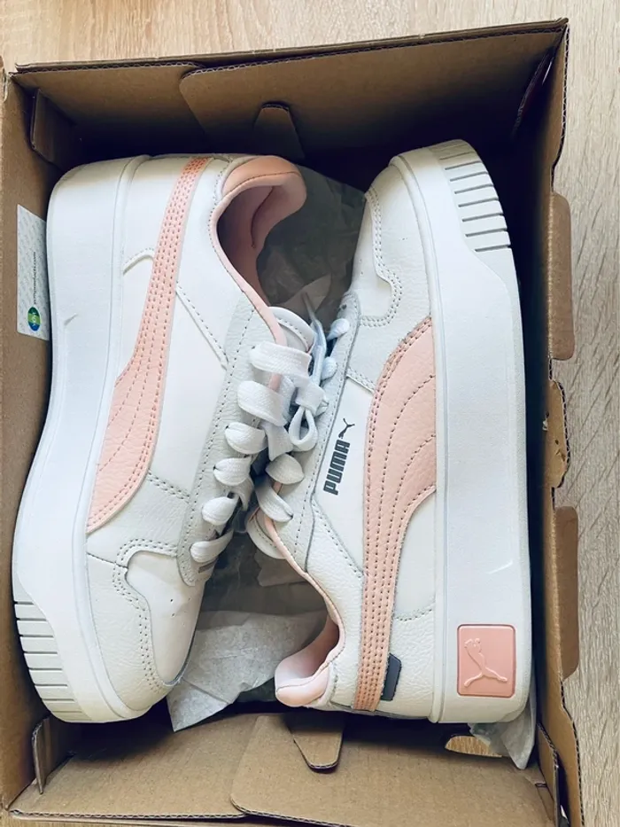 Puma Carina Street pointure 35.5 - photo numéro 5