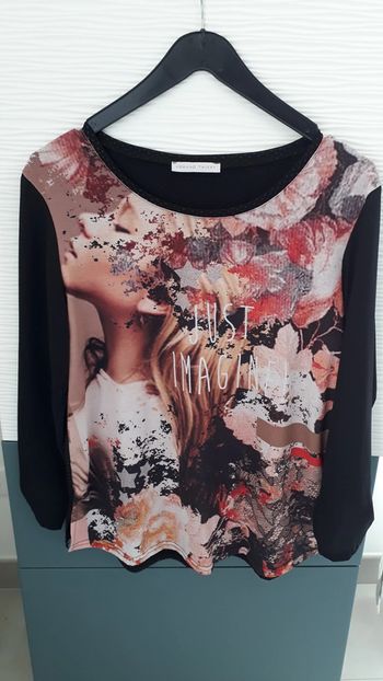 Tunique fleurie à message Armand Thiery T3 - neuve