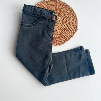 Jean slim kiabi gris noir