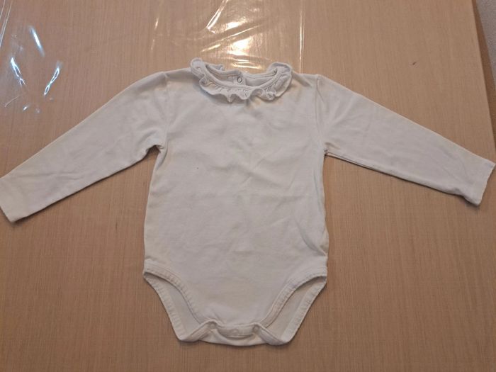 Body manches longues Noukie's blanc avec col volant - photo numéro 2