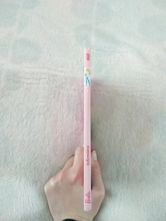 Livre Barbie - photo numéro 4