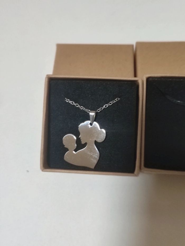 Collier plus pendentif plus boite - photo numéro 4