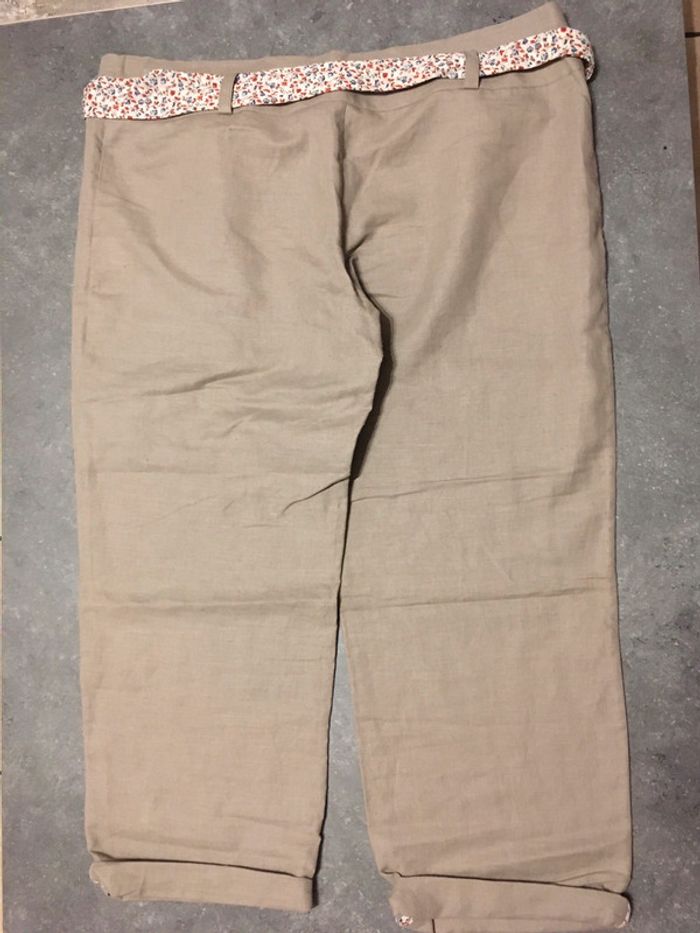 Pantacourt beige Marque La Voilà taille 46 - photo numéro 5