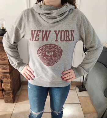 Sweet à capuche Cedarwood state S (109)