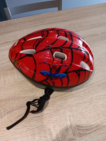 Casque de vélo spiderman