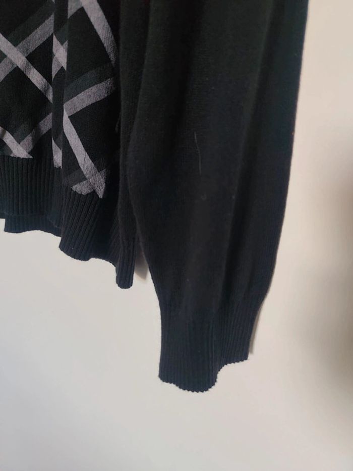 Pull noir à carreaux - photo numéro 3