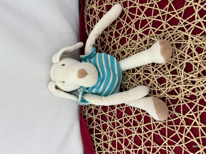 Doudou chien blanc rayures bleu NOUNOURS