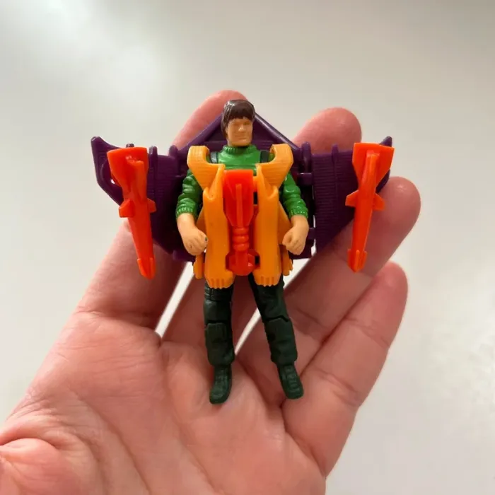 Figurine mask glider strike vintage